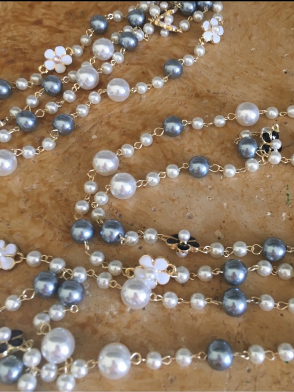 Magnolia Floral & Pearl Beaded Necklace - Picture 4 of 14